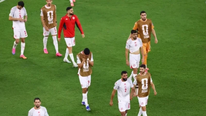 فحوصات لاعبي المنتخب الإيجابية.. الفيفا تراسل الجامعة